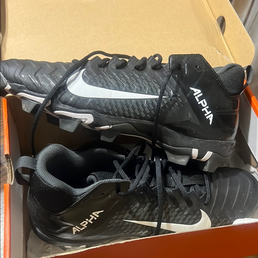 Nike Black and White Sneakers Performance Design